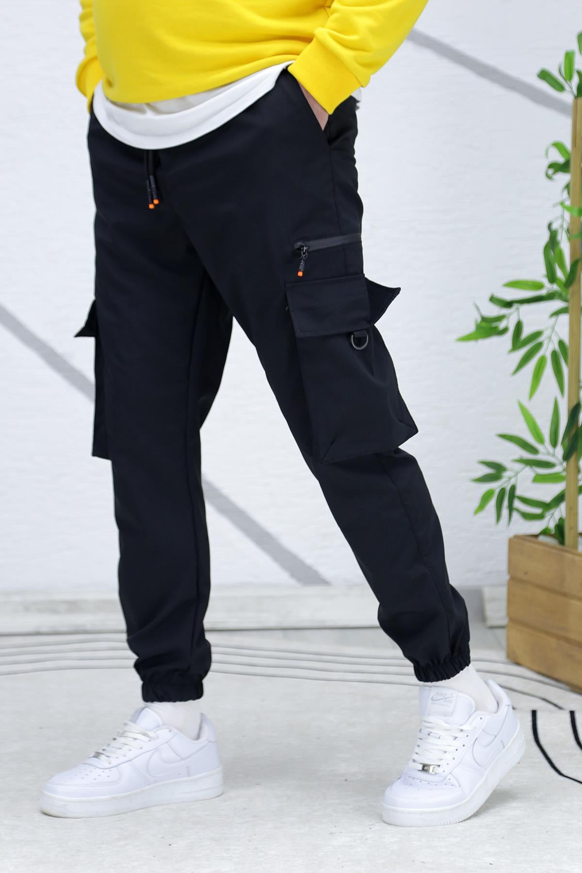 Erkek Fermuar Detaylı Paraşüt Kargo Pantolon (DAR KESİM) - Siyah