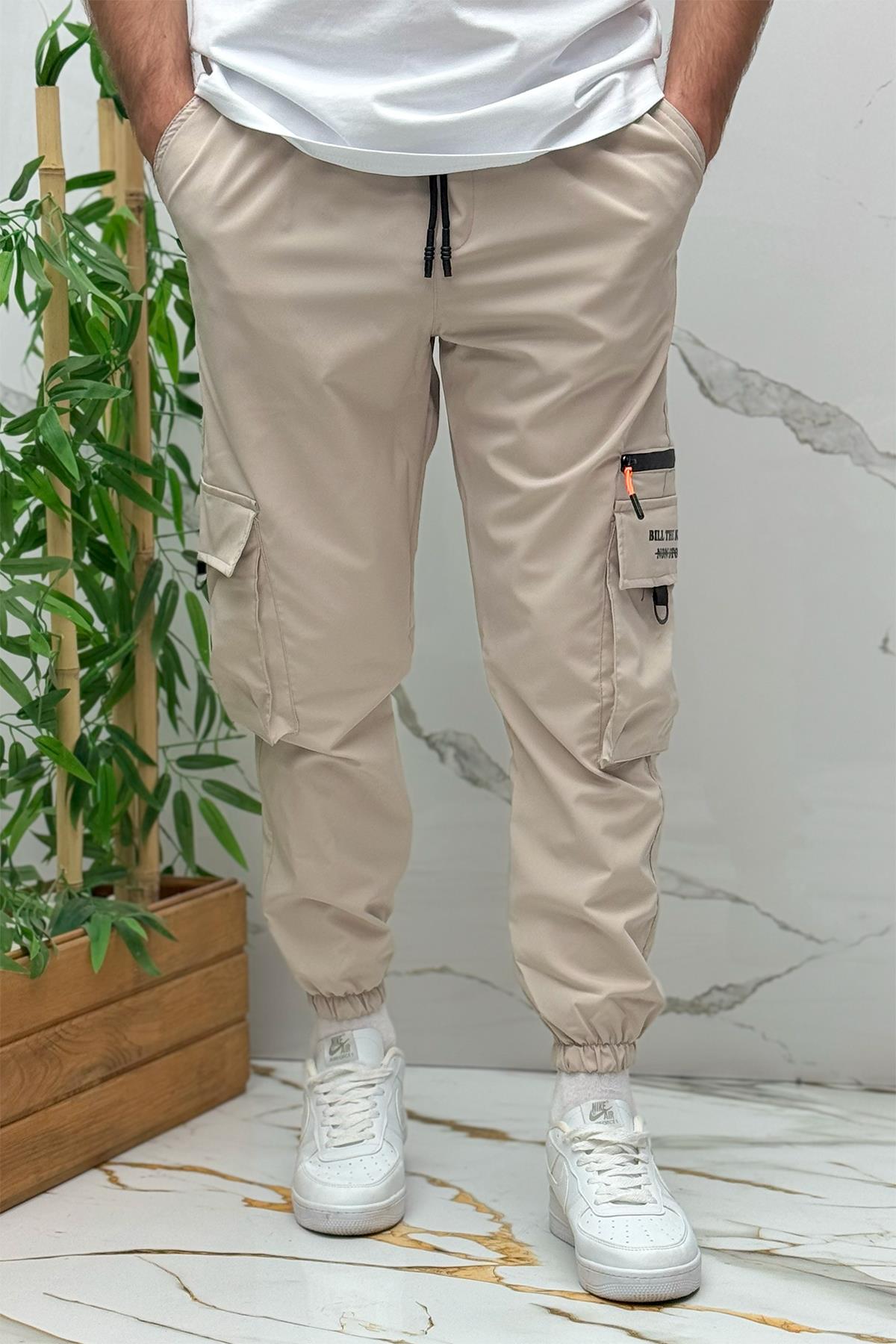 Erkek Fermuar Detaylı Paraşüt Kargo Pantolon (DAR KESİM) - Taş Rengi