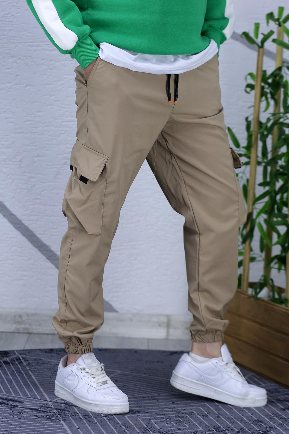 Erkek Jogger Kargo Cepli Paraşüt Pantalon (DAR KESİM) - Sütlü Kahve